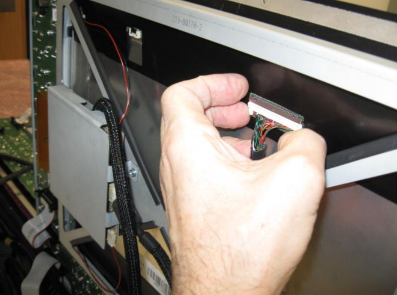 Q3 Upper Surface Graphic Connection.png