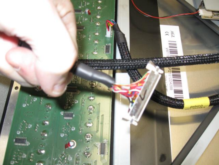Q3 Upper Surface Cable Connection.png